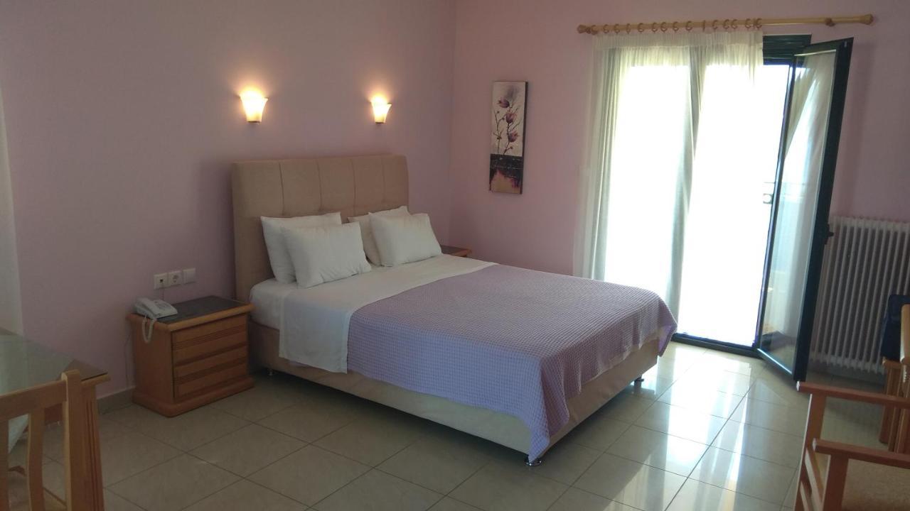 Hotel Patelis Πούλιθρα Εξωτερικό φωτογραφία