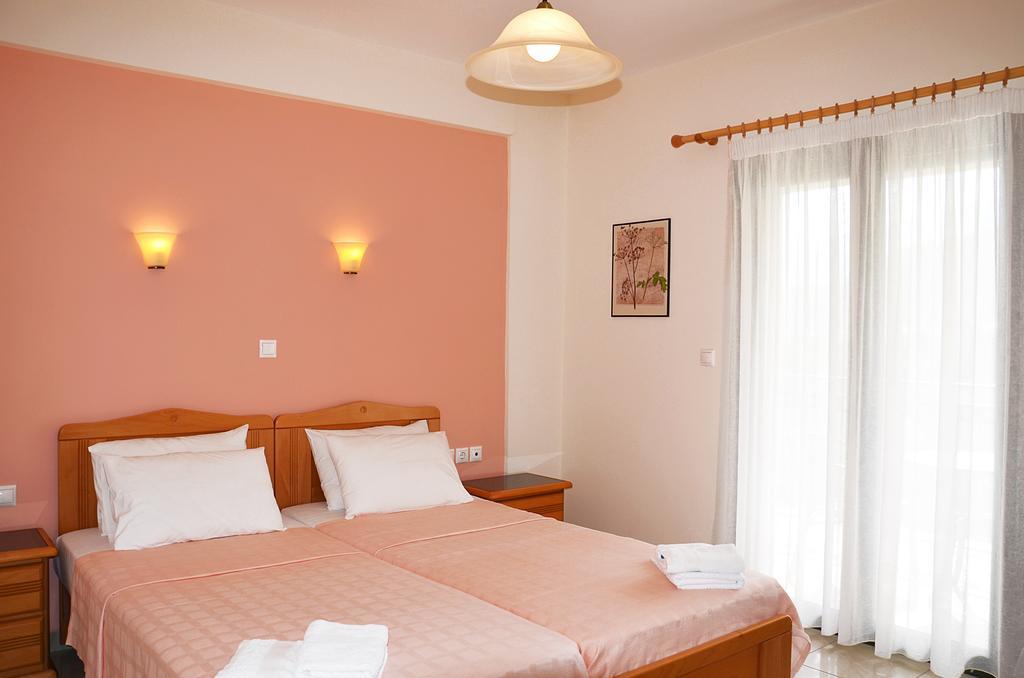 Hotel Patelis Πούλιθρα Εξωτερικό φωτογραφία
