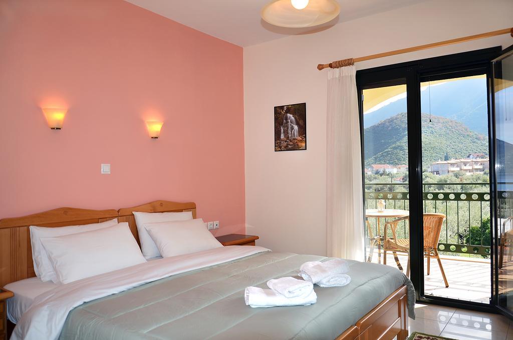 Hotel Patelis Πούλιθρα Εξωτερικό φωτογραφία
