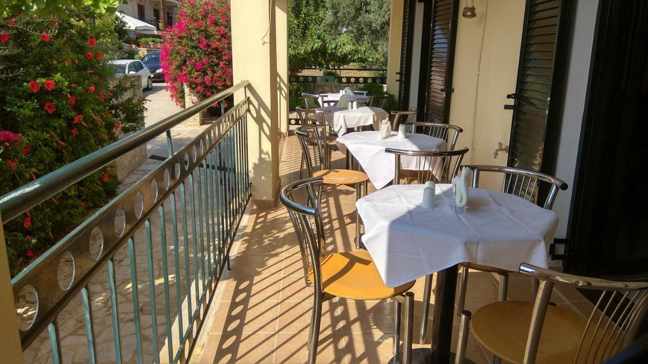Hotel Patelis Πούλιθρα Εξωτερικό φωτογραφία